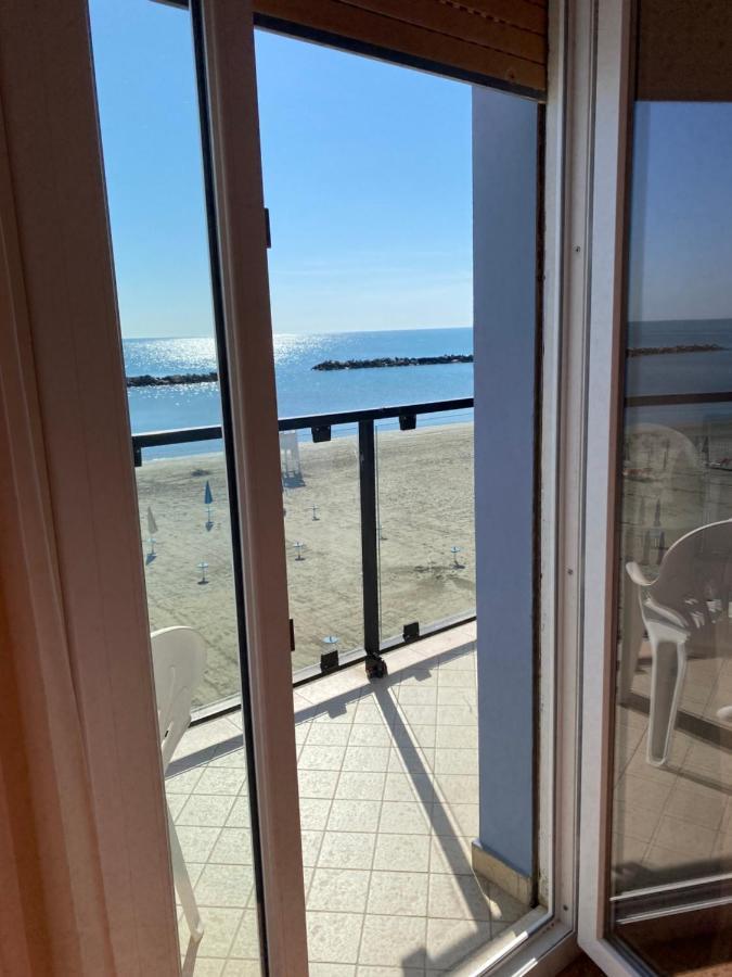 Hotel Primavera Sul Mare 리도 디 사비오 외부 사진