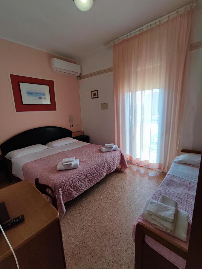 Hotel Primavera Sul Mare 리도 디 사비오 외부 사진