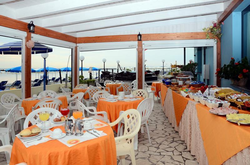 Hotel Primavera Sul Mare 리도 디 사비오 외부 사진